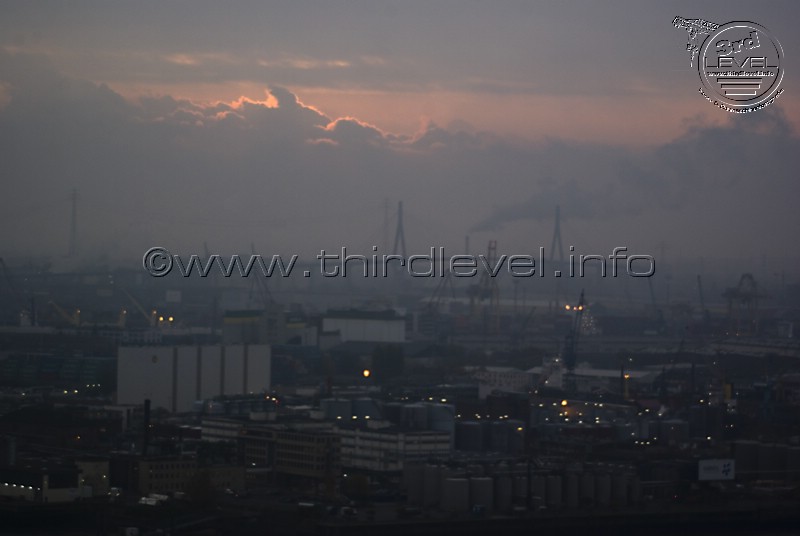 JPG_IGP0784_Ueberseequartier_Hafencity_HH_071108.JPG